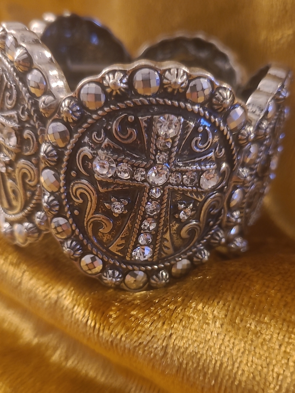 Silver-tone Rhinestone Cross Stretch Bracelet